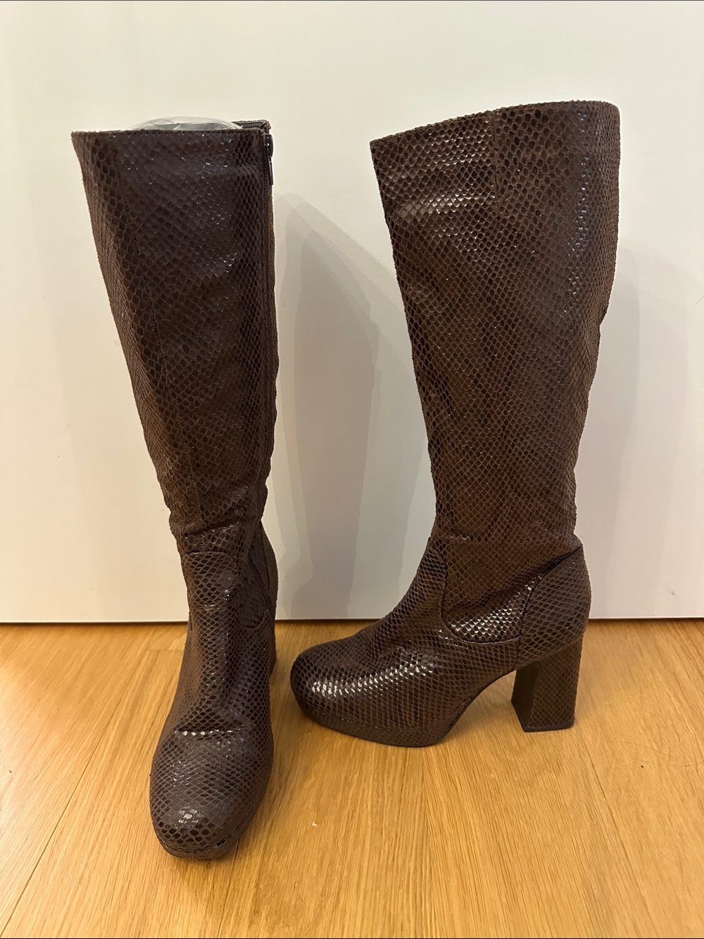 Truffle Collection Brown Snake Print Knee High Platform Heel Boots 38